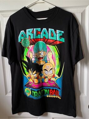 Dragon Ball Arcade Anime Graphic T-shirt Neon Reto Style. Goku, Bulma, Krillin